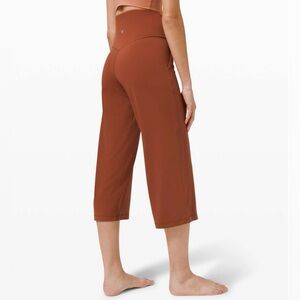 Lululemon Align Wide-Leg Super High-Rise Crop 23” – Dark Terracotta NWT